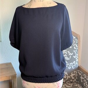 Harlowe & Graham Small navy blue top